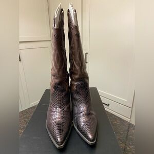 Reba cowboy boots